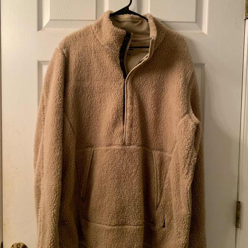 Nike Men's Tan Fleece
